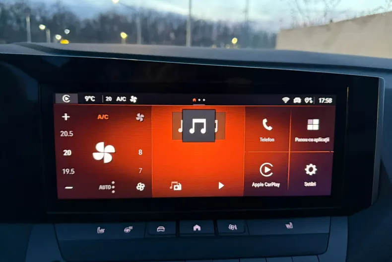 Opel Astra din 2024 cu 14.800 km - oferta OPE163908 - foto 17