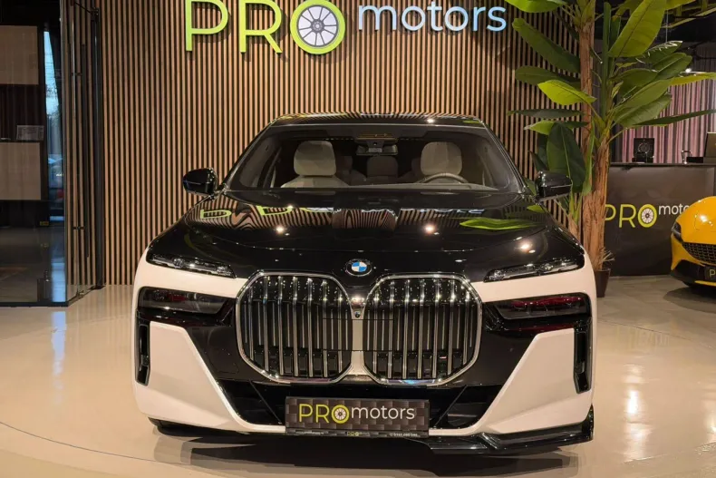 BMW Seria 7 din 2025 cu 19.500 km - oferta BMW163911 - foto 2