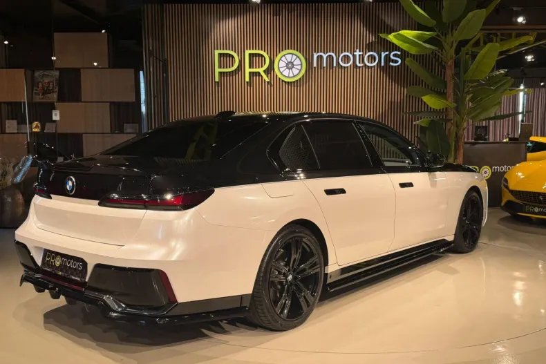 BMW Seria 7 din 2025 cu 19.500 km - oferta BMW163911 - foto 6