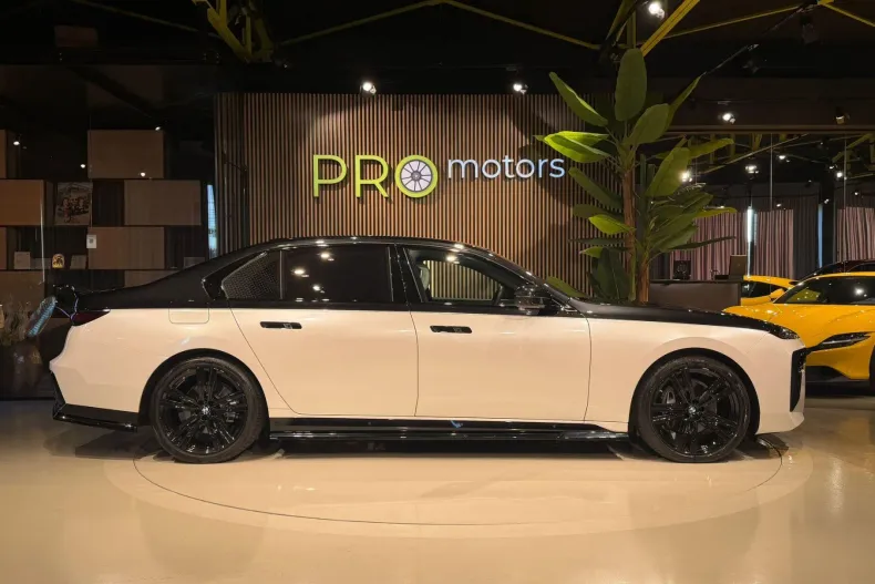 BMW Seria 7 din 2025 cu 19.500 km - oferta BMW163911 - foto 7