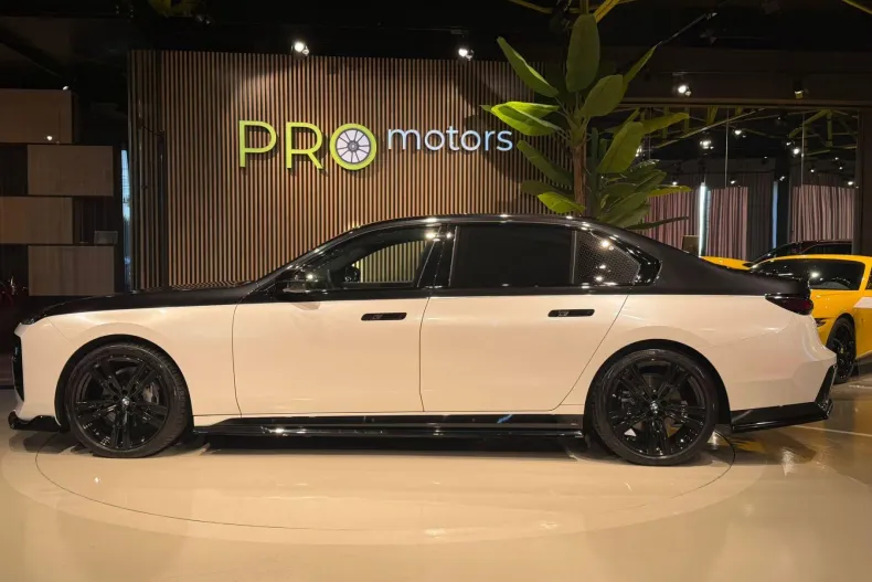 BMW Seria 7 din 2025 cu 19.500 km - oferta BMW163911 - foto 9