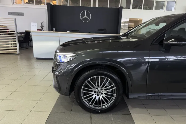 Mercedes-Benz GLC din 2025 cu 23 km - oferta MER163912 - foto 3