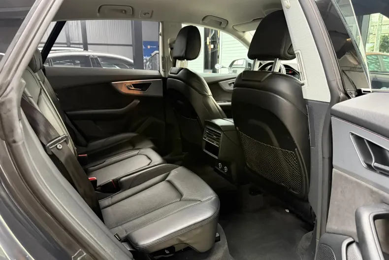 Audi Q8 din 2019 cu 152.700 km - oferta AUD163914 - foto 30