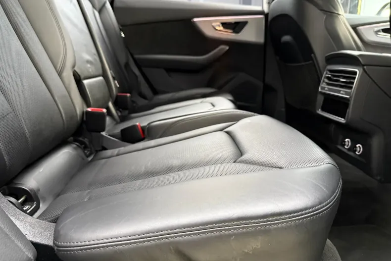 Audi Q8 din 2019 cu 152.700 km - oferta AUD163914 - foto 31