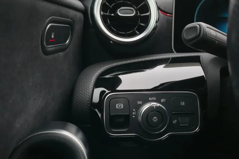 Mercedes-Benz A din 2020 cu 151.300 km - oferta MER163915 - foto 21