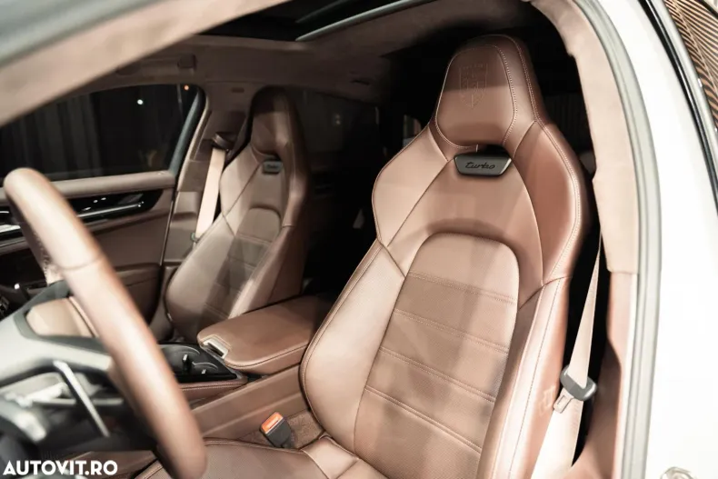 Porsche Panamera din 2024 cu 3.055 km - oferta POR163919 - foto 28