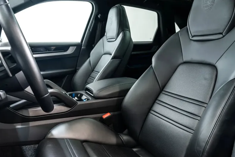 Porsche Cayenne din 2023 cu 36.147 km - oferta POR163920 - foto 10