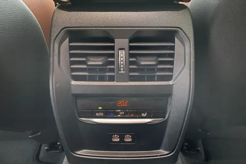 BMW M3 din 2024 cu 7.794 km - oferta BMW163923 - foto 17