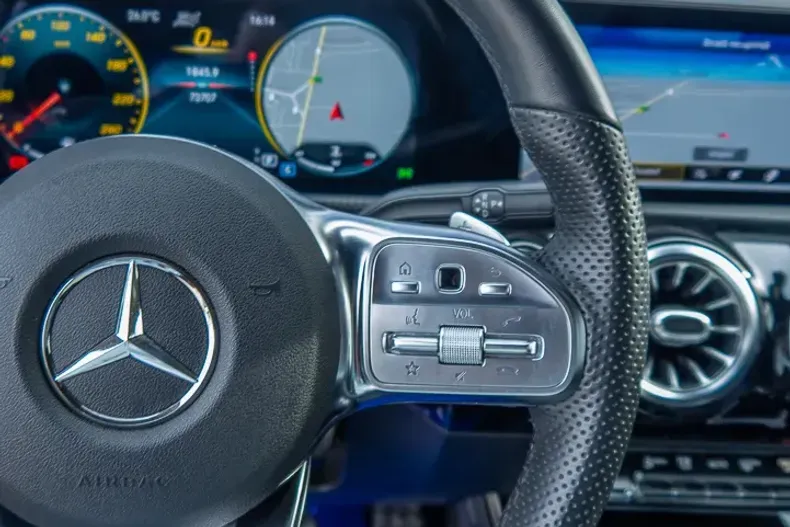 Mercedes-Benz CLA din 2020 cu 73.701 km - oferta MER163926 - foto 19