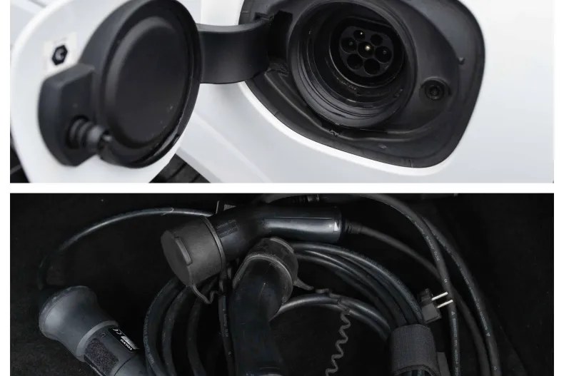 Volvo XC60 din 2021 cu 114.628 km - oferta VOL163931 - foto 13