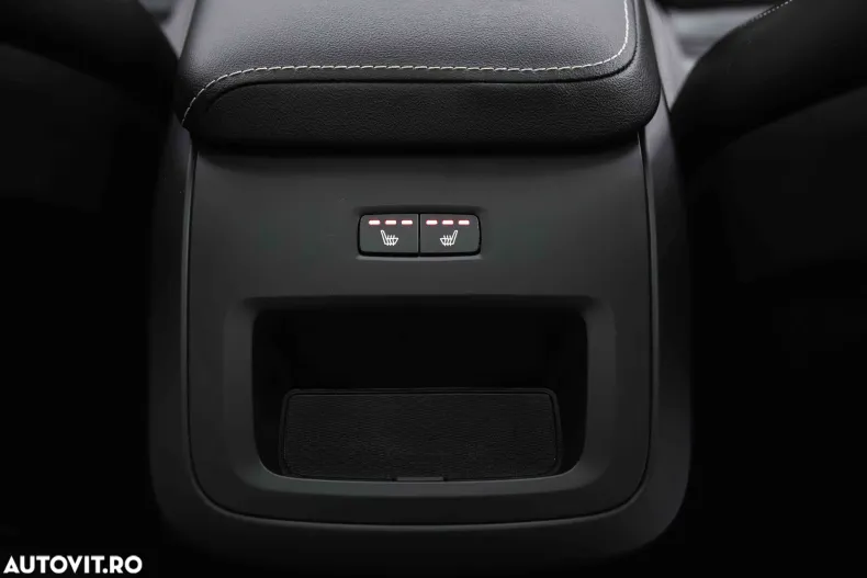 Volvo XC60 din 2021 cu 114.628 km - oferta VOL163931 - foto 33