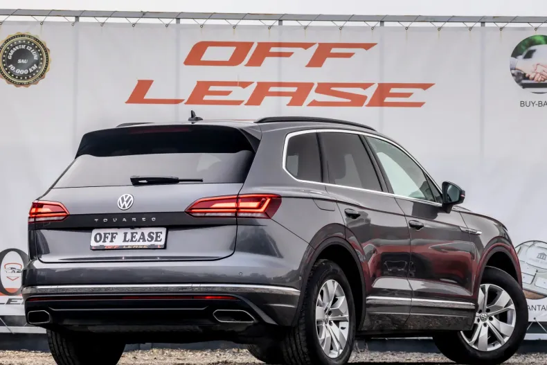 Volkswagen Touareg din 2020 cu 59.700 km - oferta VOL163934 - foto 4