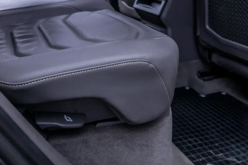 Volkswagen Touareg din 2020 cu 59.700 km - oferta VOL163934 - foto 15