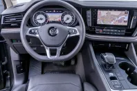 Volkswagen Touareg din 2020 cu 59.700 km - oferta VOL163934 - foto 19