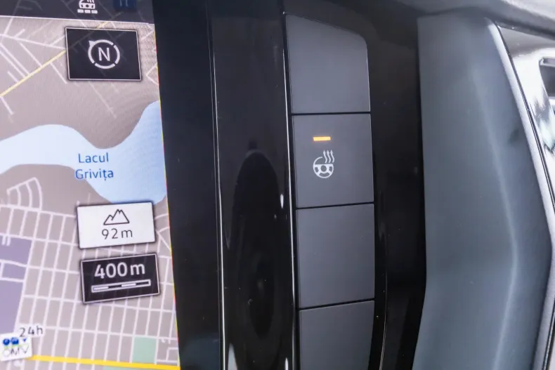 Volkswagen Touareg din 2020 cu 59.700 km - oferta VOL163934 - foto 27