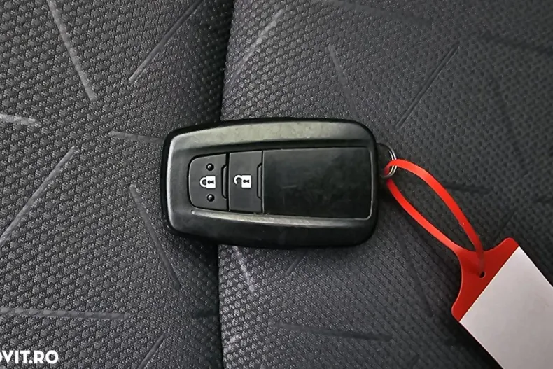 Toyota RAV4 din 2020 cu 78.590 km - oferta TOY163939 - foto 21