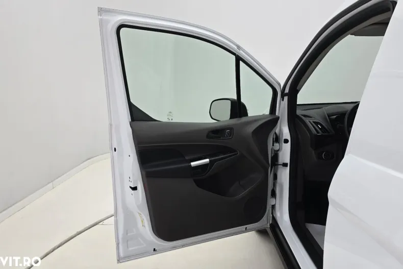 Ford Transit Connect din 2022 cu 160.434 km - oferta FOR163940 - foto 10