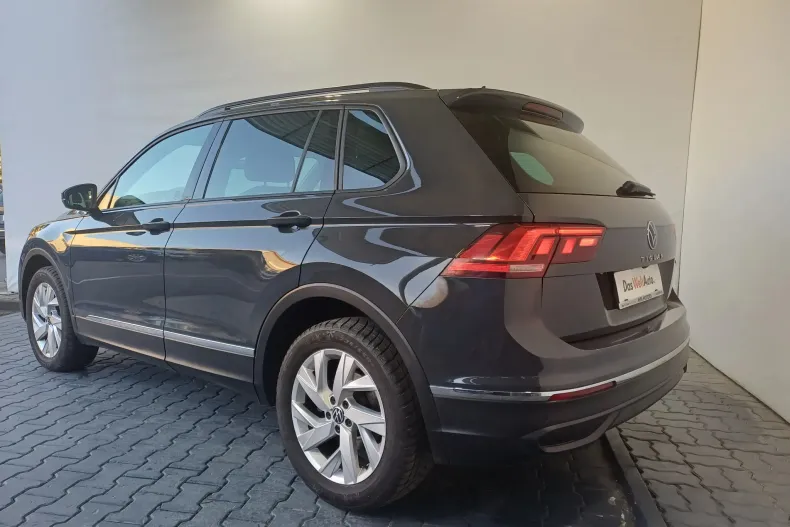 Volkswagen Tiguan din 2023 cu 80.300 km - oferta VOL163944 - foto 3