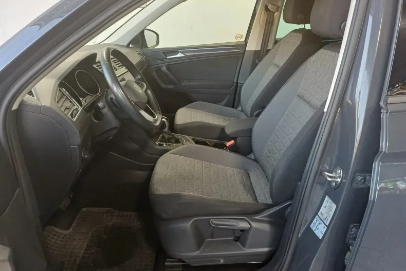 Volkswagen Tiguan din 2023 cu 80.300 km - oferta VOL163944 - foto 5