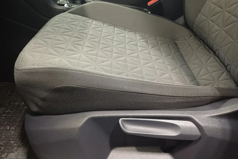 Volkswagen Tiguan din 2023 cu 80.300 km - oferta VOL163944 - foto 10