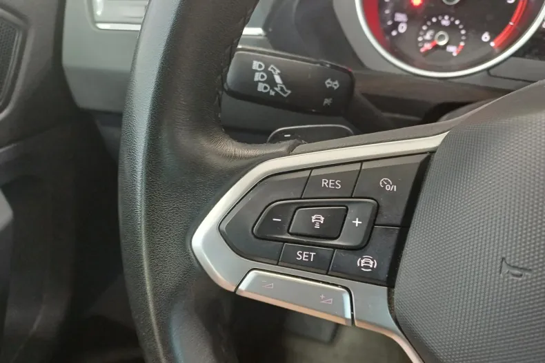 Volkswagen Tiguan din 2023 cu 80.300 km - oferta VOL163944 - foto 12