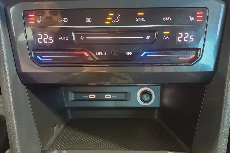 Volkswagen Tiguan din 2023 cu 80.300 km - oferta VOL163944 - foto 15