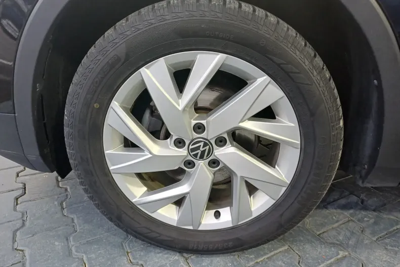 Volkswagen Tiguan din 2023 cu 103.766 km - oferta VOL163945 - foto 4