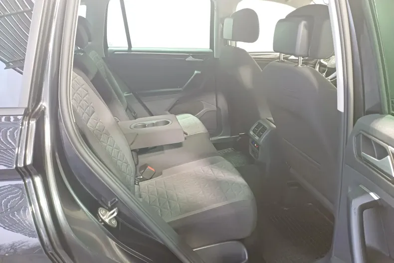 Volkswagen Tiguan din 2023 cu 103.766 km - oferta VOL163945 - foto 30