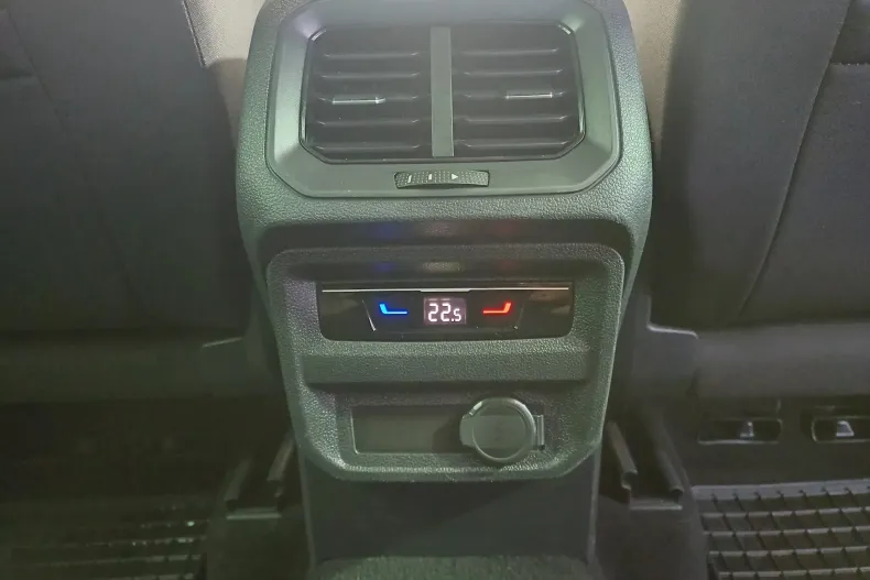 Volkswagen Tiguan din 2023 cu 103.766 km - oferta VOL163945 - foto 31