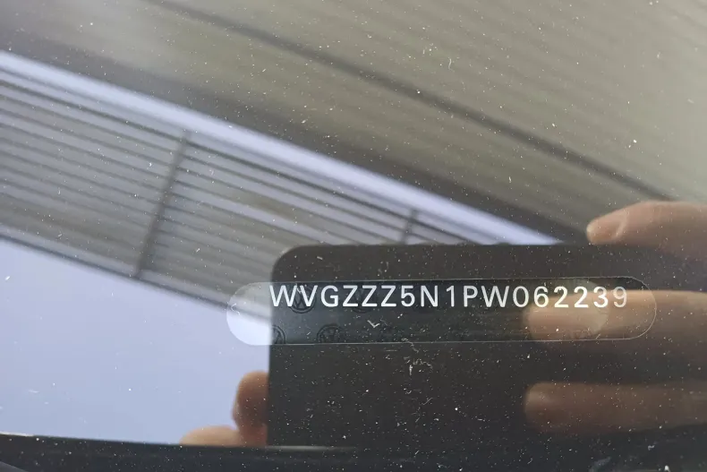 Volkswagen Tiguan din 2023 cu 103.766 km - oferta VOL163945 - foto 38