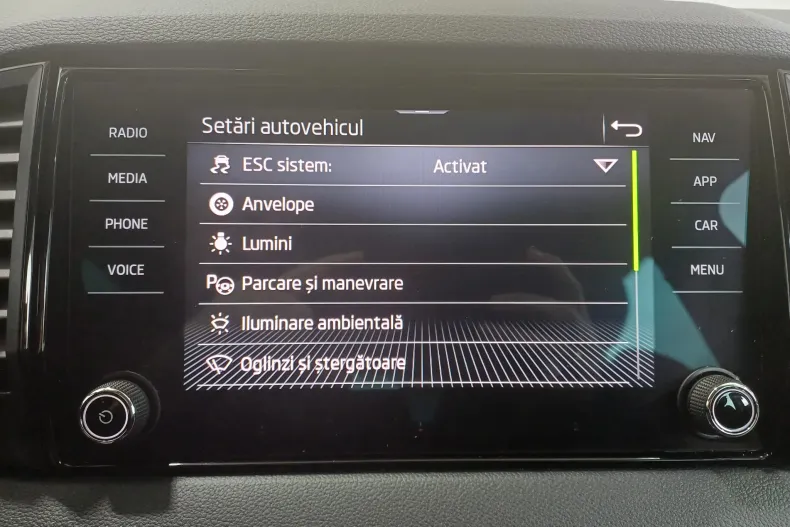 Skoda Karoq din 2024 cu 8.668 km - oferta SKO163946 - foto 21