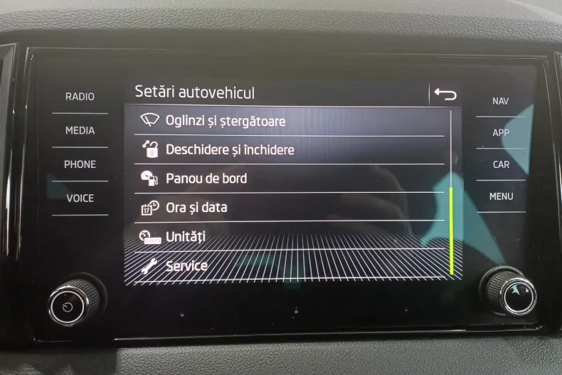 Skoda Karoq din 2024 cu 8.668 km - oferta SKO163946 - foto 22