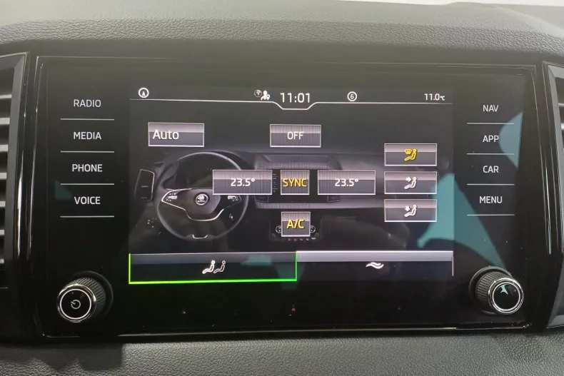 Skoda Karoq din 2024 cu 8.668 km - oferta SKO163946 - foto 31