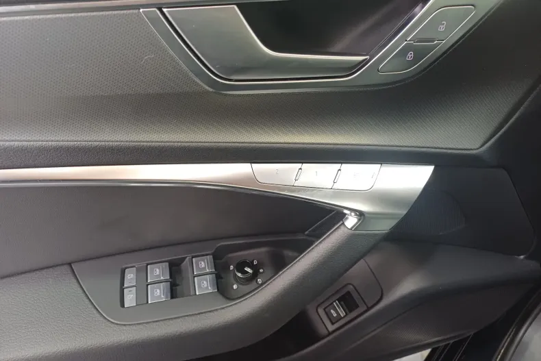 Audi A6 din 2022 cu 36.263 km - oferta AUD163949 - foto 9