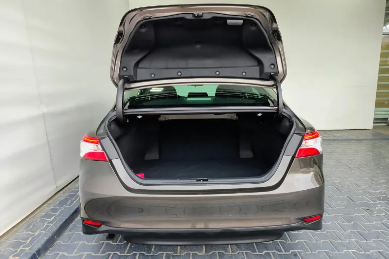 Toyota Camry din 2020 cu 50.244 km - oferta TOY163950 - foto 30