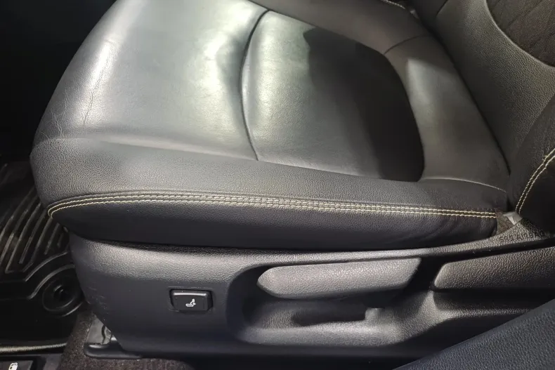 Toyota Corolla din 2020 cu 105.327 km - oferta TOY163951 - foto 9