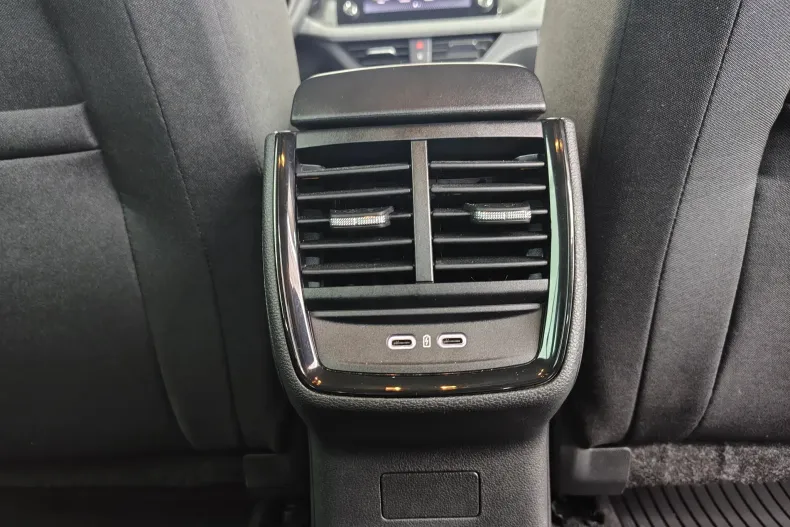 Skoda Scala din 2025 cu 4.288 km - oferta SKO163952 - foto 29