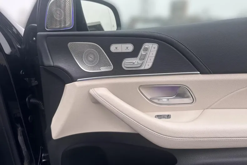 Mercedes-Benz GLS din 2025 cu 27.712 km - oferta MER163955 - foto 16