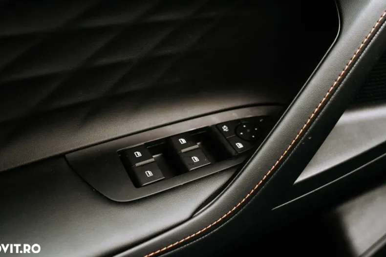 MG HS din 2025 cu 1 km - oferta MG0163959 - foto 14