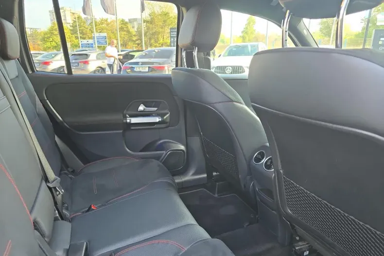 Mercedes-Benz GLB din 2023 cu 52.434 km - oferta MER163960 - foto 14