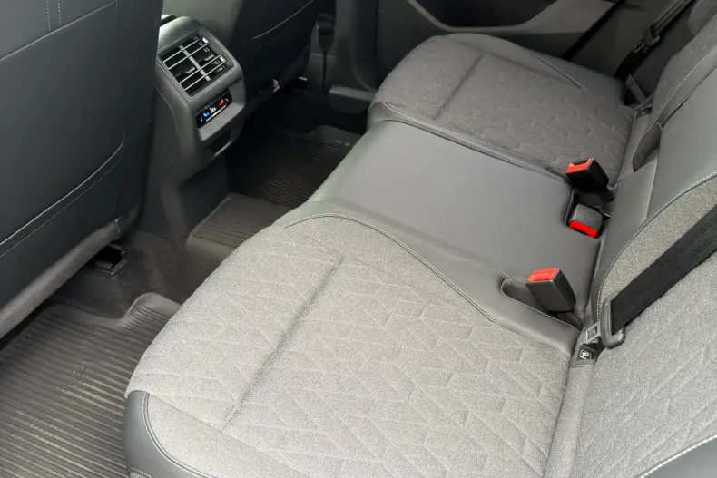 Volkswagen Tiguan din 2025 cu 198 km - oferta VOL163963 - foto 23