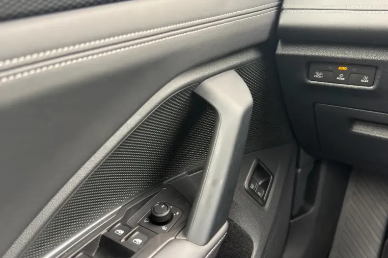 Volkswagen Tiguan din 2025 cu 198 km - oferta VOL163963 - foto 26