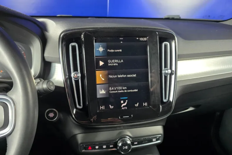 Volvo XC40 din 2021 cu 98.101 km - oferta VOL163969 - foto 24