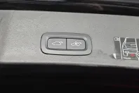 Volvo XC40 din 2021 cu 98.101 km - oferta VOL163969 - foto 30