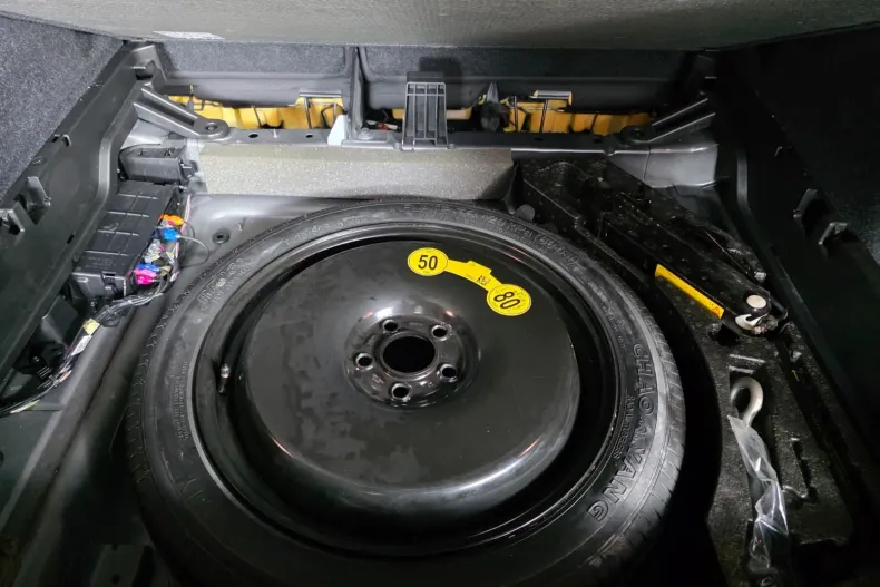 Volvo XC40 din 2021 cu 98.101 km - oferta VOL163969 - foto 31