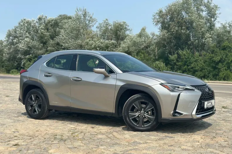 Lexus UX din 2019 cu 176.000 km - oferta LEX163976 - foto 2