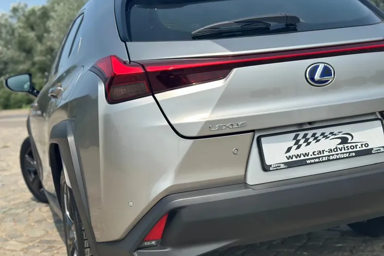 Lexus UX din 2019 cu 176.000 km - oferta LEX163976 - foto 12