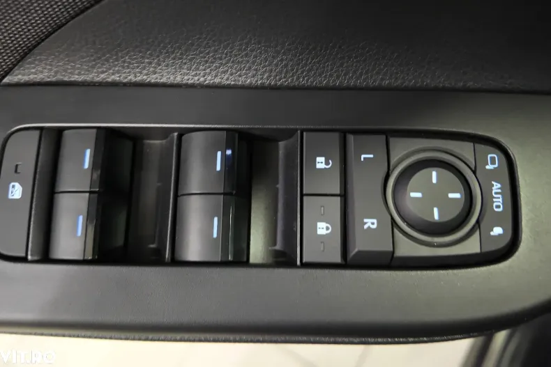 Toyota C-HR din 2025 cu 25 km - oferta TOY163978 - foto 26