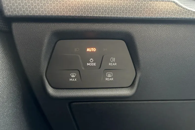 Seat Leon din 2021 cu 99.000 km - oferta SEA163986 - foto 23