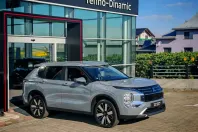 Mitsubishi Outlander din 2025 cu 22 km - oferta MIT163988 - foto 1